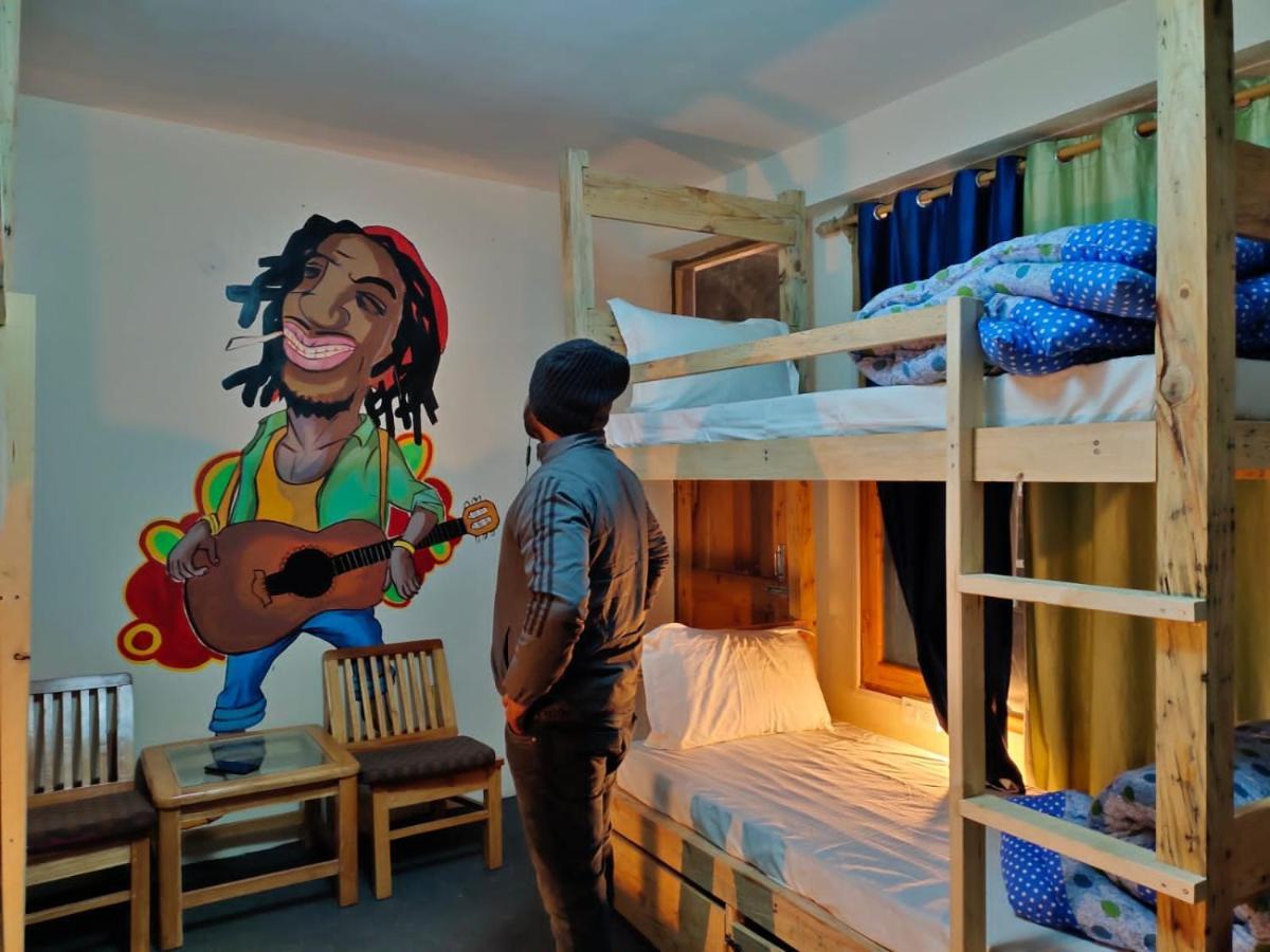 La Siesta India Manali Hostel Ngoại thất bức ảnh